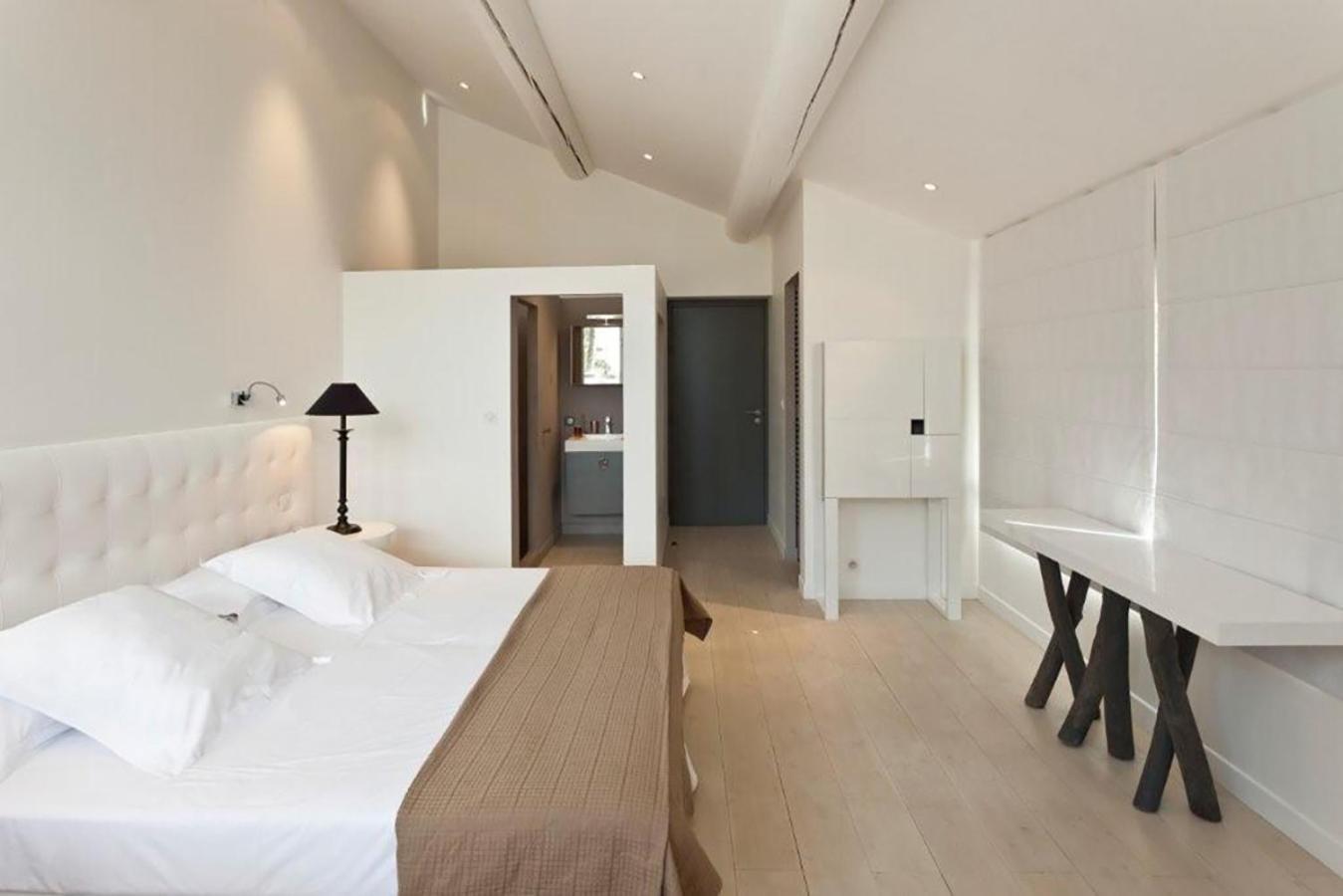 Mas De La Galegiere - Les Chambres D'Hotes Arlés Exterior foto